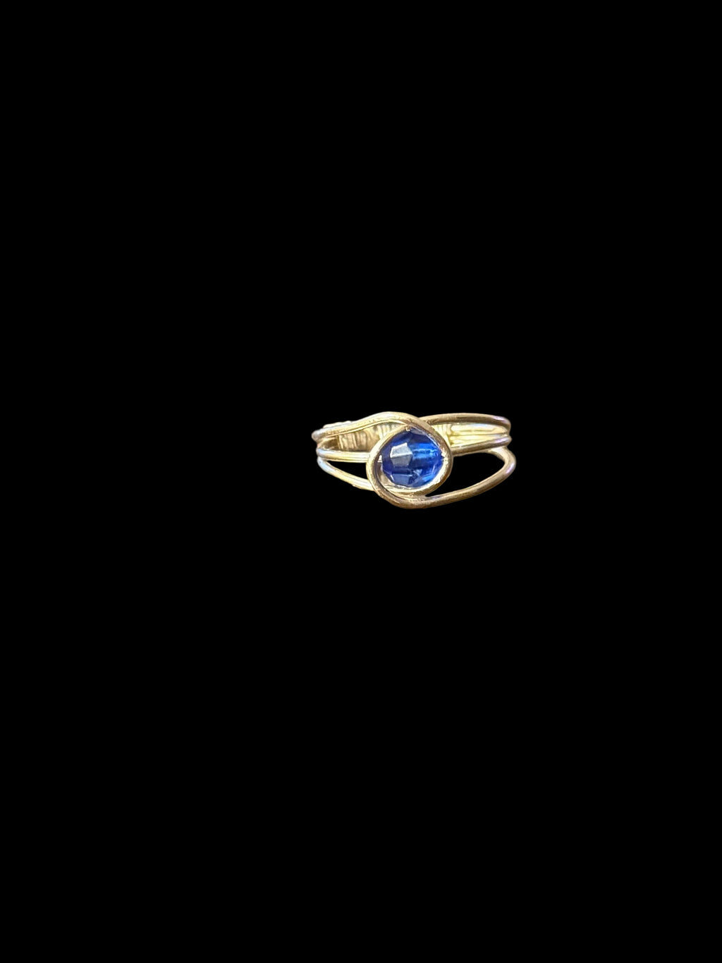 Genevieve Ring - Sapphire